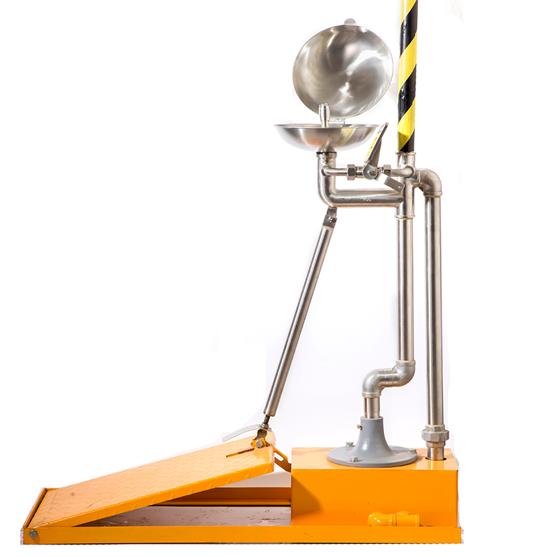 DAAO6615-X防冻式紧急冲淋洗眼器